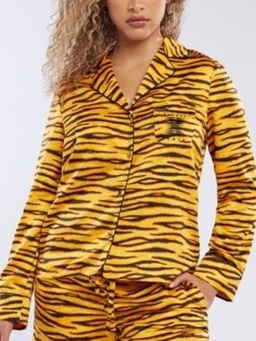 Savage X Fenty Yellow and Black Tiger-Print Sleep Top Size L